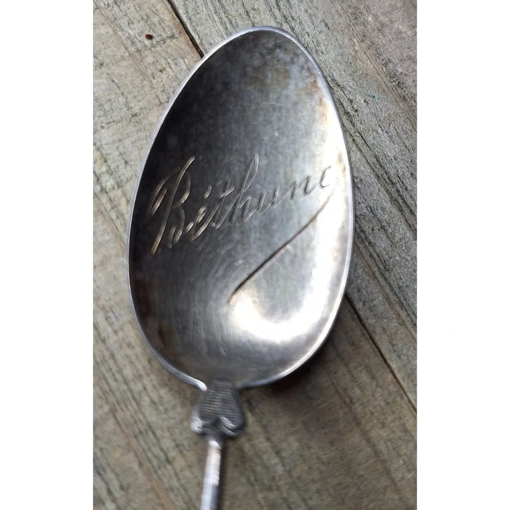 Vintage‎ Bethune France Souvenir Collector Spoon Engraved Crest Mural Crown